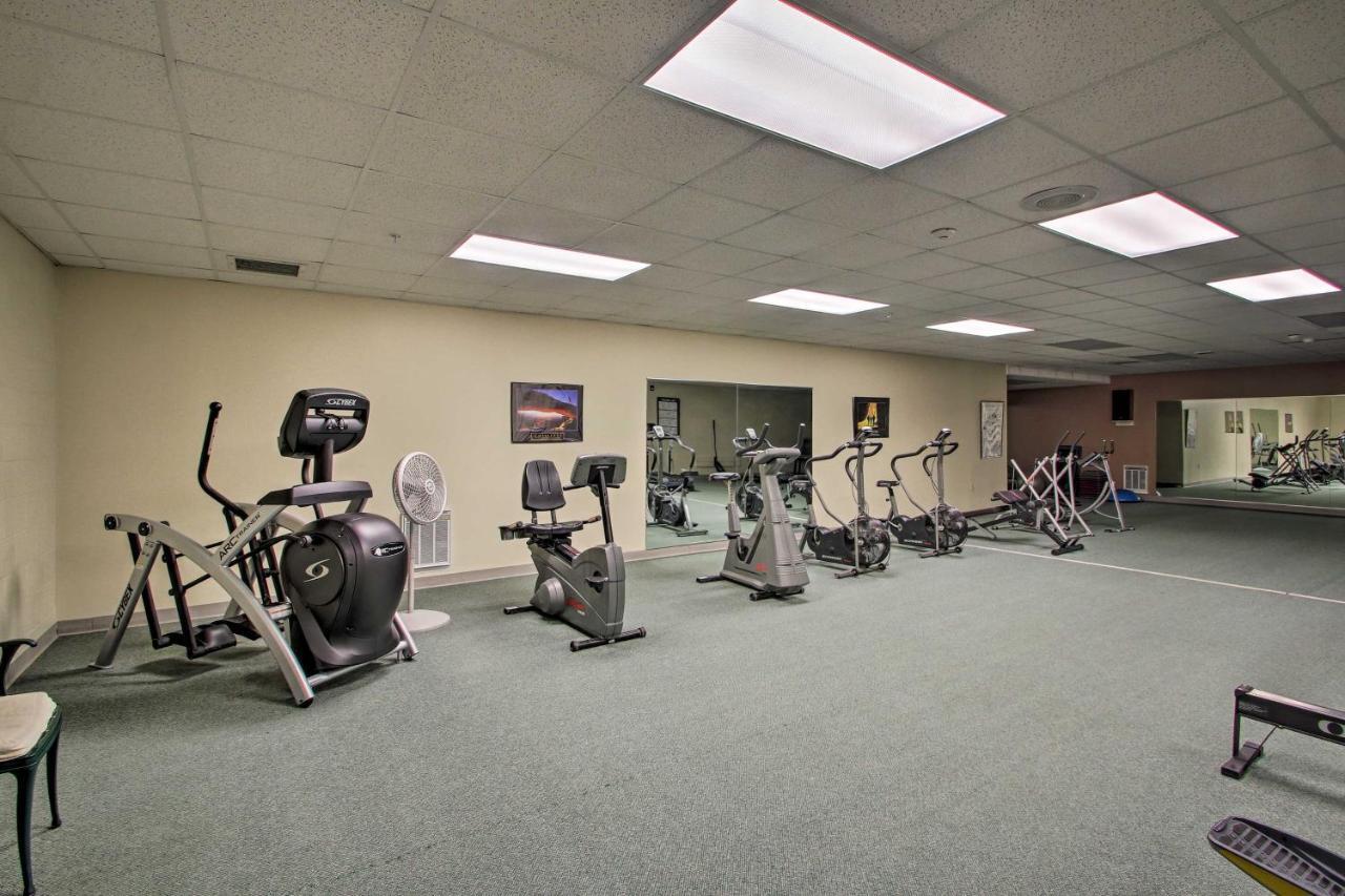 Lincoln Condo With Views, Pool, Hot Tub And Balcony! المظهر الخارجي الصورة